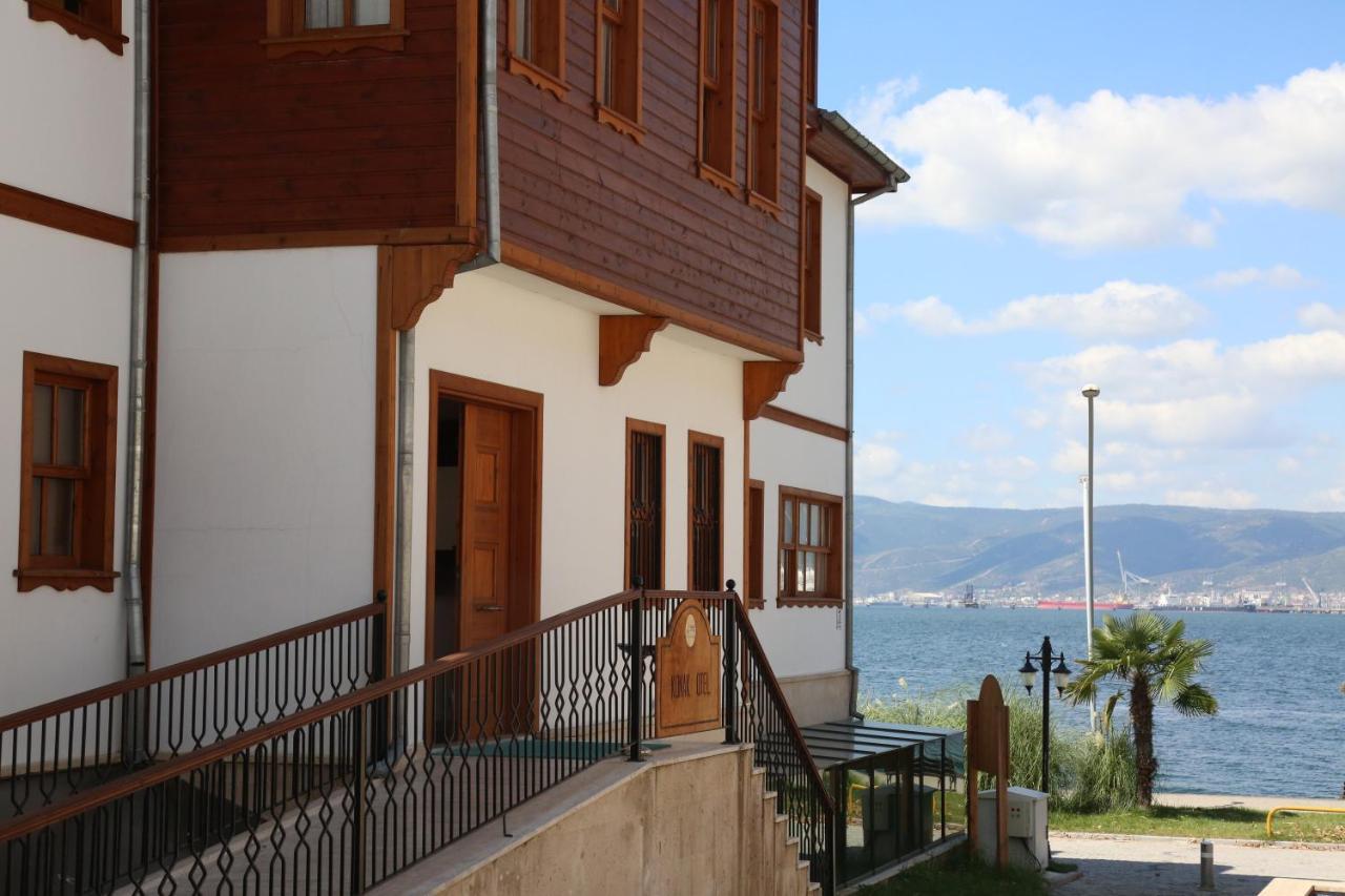 Yali Konak Butik Otel Golcuk Εξωτερικό φωτογραφία
